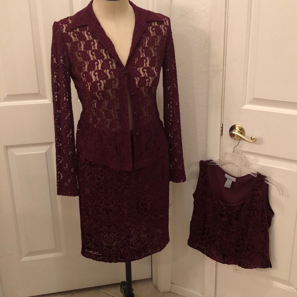 August Silk Logic Set, Skirt, Tank and Long Sleeve Top - Picture 8 of 9
